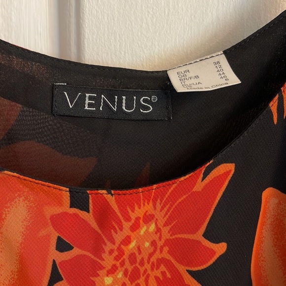Venus Women's Floral Tank Top Size US 6 - Black with Bold Orange Flowers - Picture 2 of 6